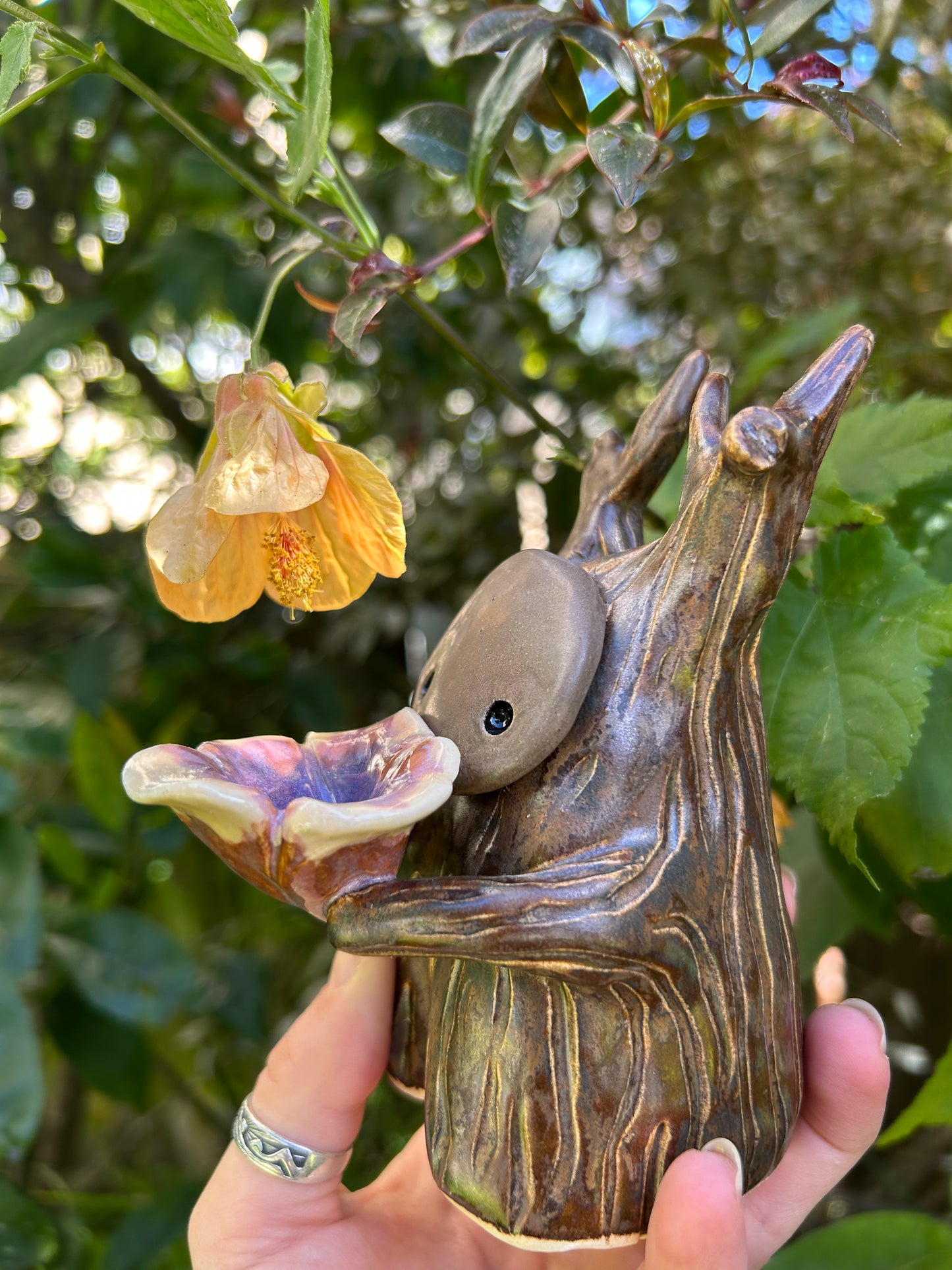 Tree Spirit - Flower Offerer